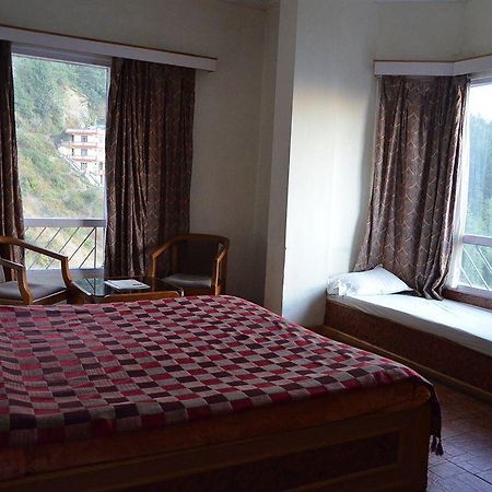 Rock Heaven Hotel Shimla Exteriör bild